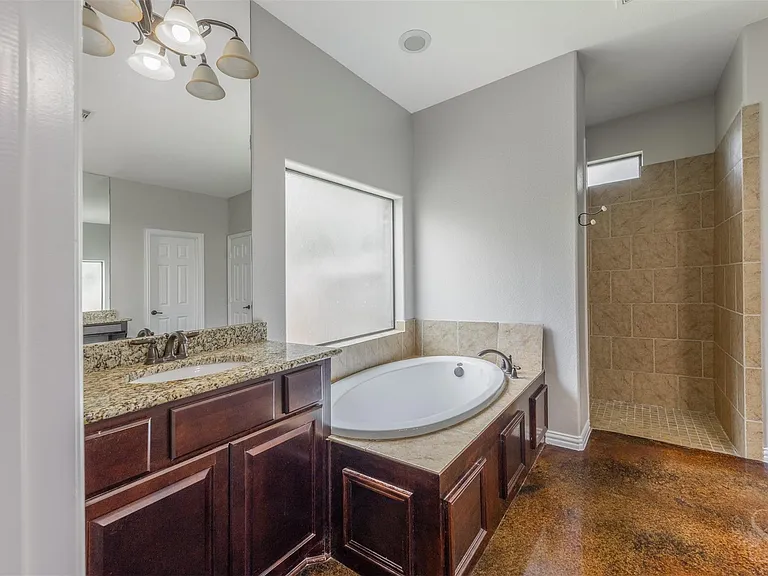 33303 Winsford St — Photo 19