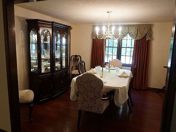 5th image of 196 Primrose Ln