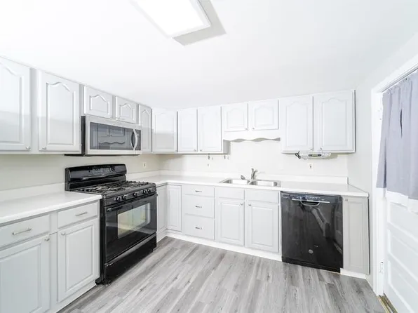 2316 4th Ave, Watervliet, NY 12189