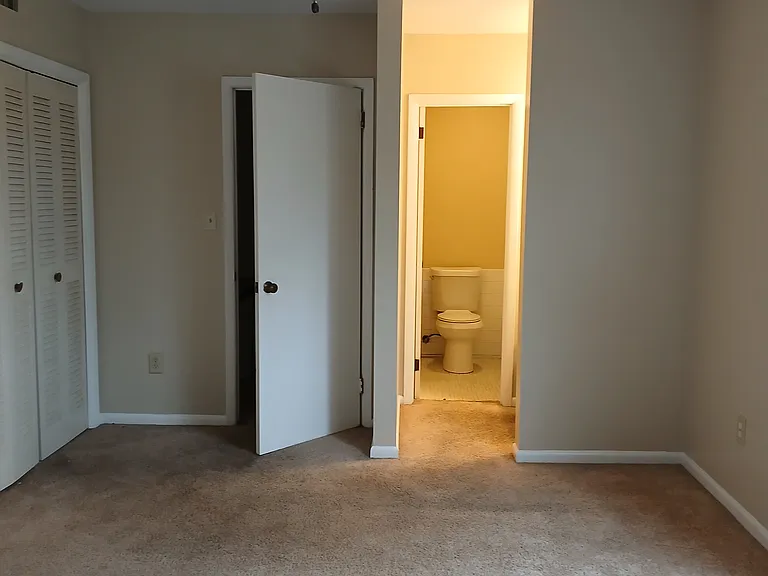 2431 Price St — Photo 3