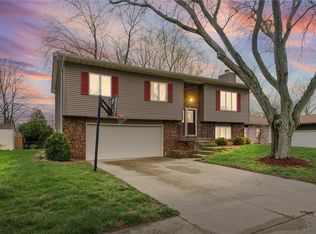 831 S Jefferson Dr, Decatur, IL 62521
