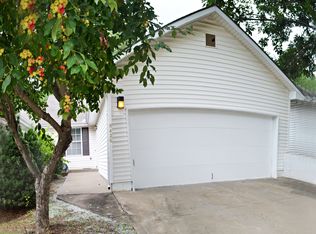 8426 N Park Ct, Kansas City, MO 64155