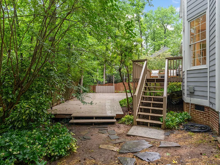 116 Tremont Cir — Photo 9