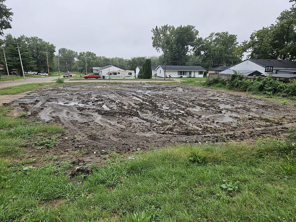 1st image of 8148 Villa Dr