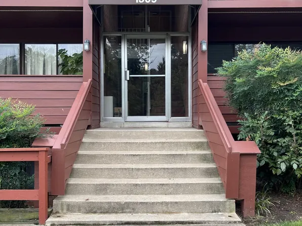 1509 S George Mason Dr APT 23, Arlington, VA 22204