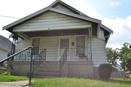1st image of 1827 Sterling Ave