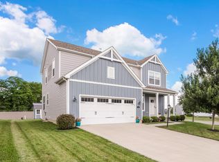 102 Moore Ct, Pickerington, OH 43147