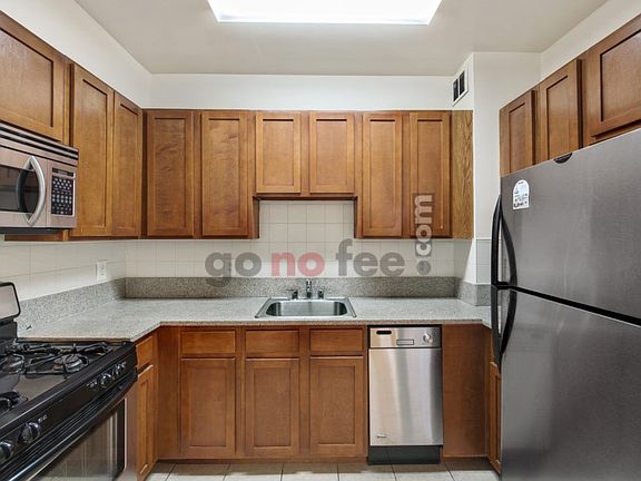 4th image of 444 Manhattan Ave APT 7D