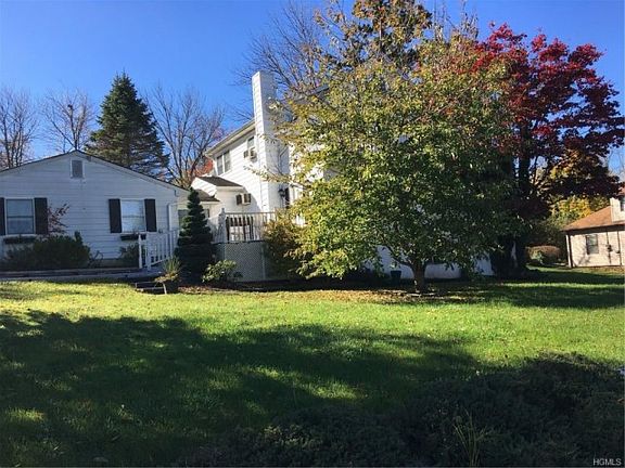3rd image of 13 Lakeview Pl