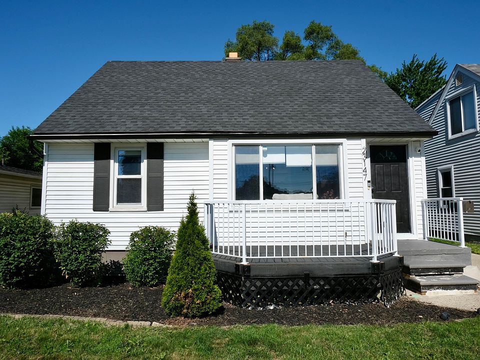 1st image of 23147 Melville Ave
