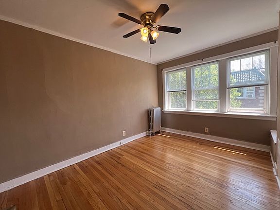 3rd image of 5937 N Paulina St #3W