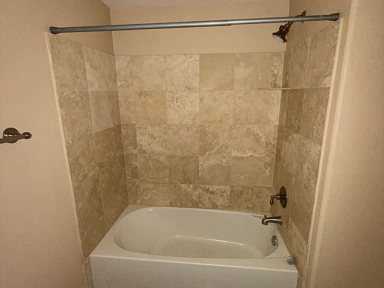 2152 Jade Creek St — Photo 8