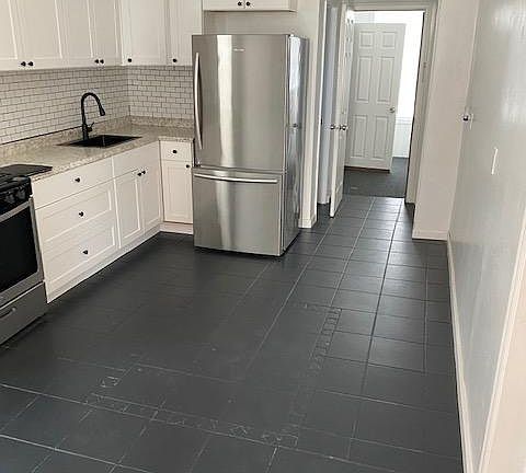 3rd image of 53 Ann St Floor 2