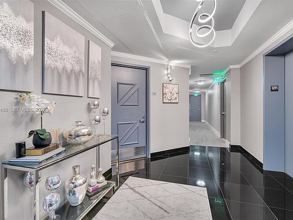 3rd image of 333 Las Olas Way APT 1208