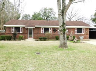 110 Lee Cir, Prattville, AL 36067