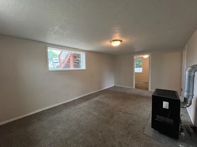 720 Haines Ave #B — Photo 3