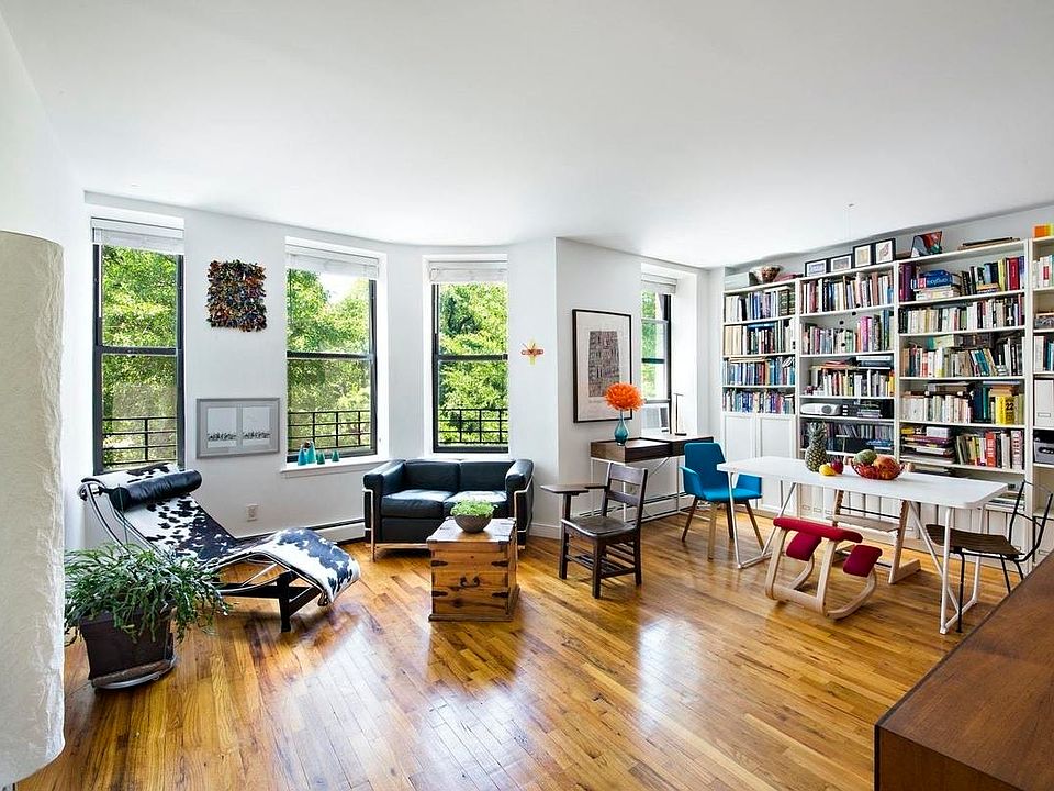 1st image of 137 Central Park N #2D