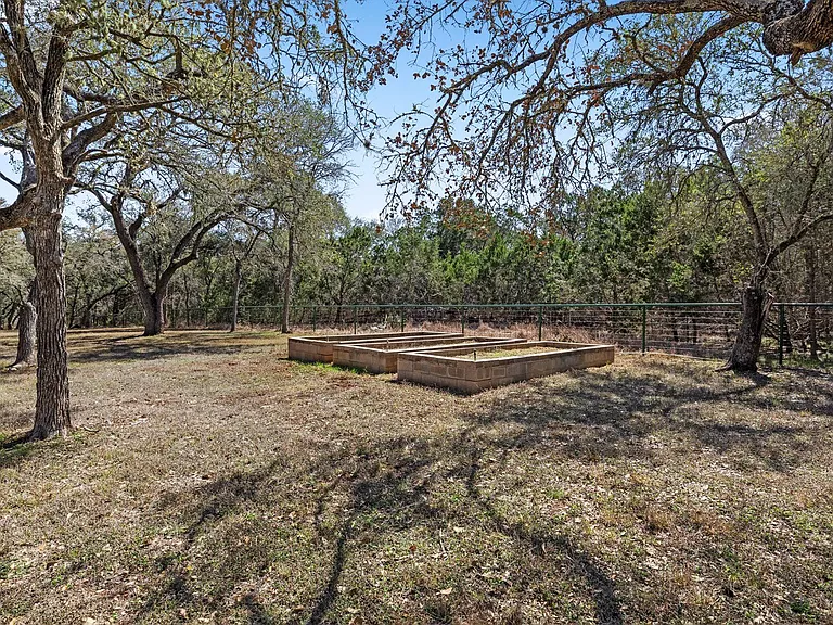 10808 Dedeke Dr — Photo 30