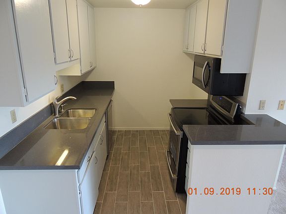 2nd image of 412 N Bellflower Blvd Unit 301