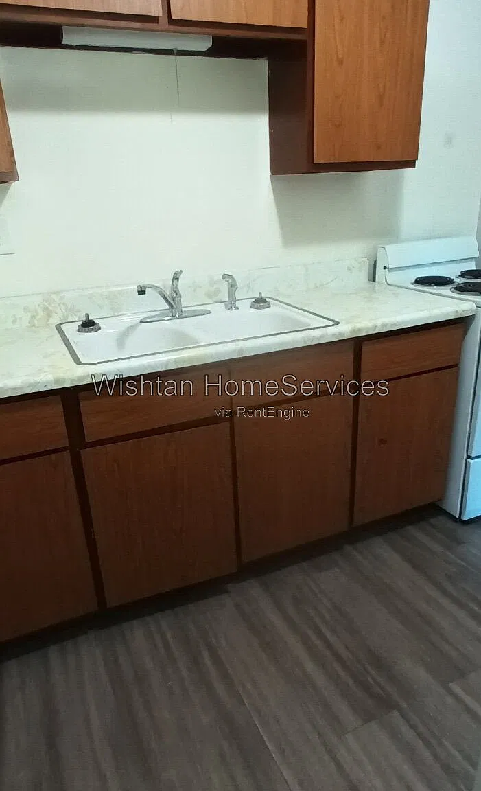 1 bed, 1.0 bath, $500 — Photo 2