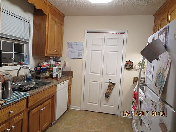 5th image of 506 Sara Ct