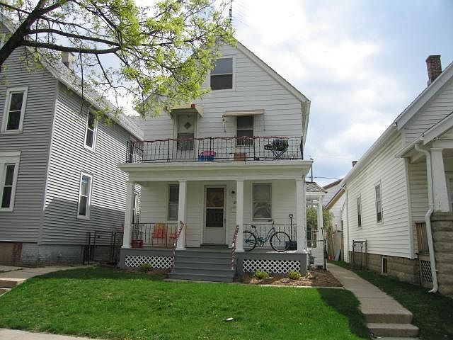 1st image of 2850 N Bremen St #A