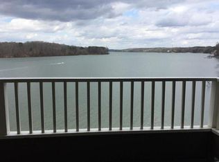 9816 Emerald Point Dr UNIT 11, Charlotte, NC 28278
