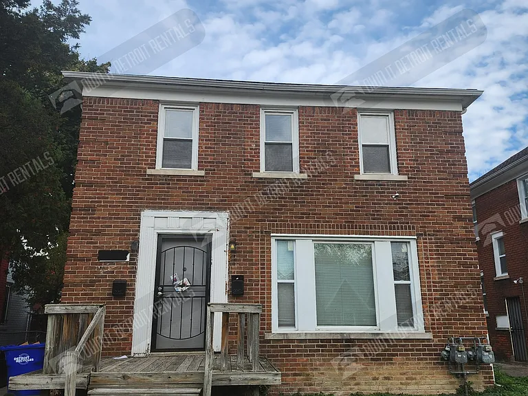 3666 Devonshire Rd — Photo 1
