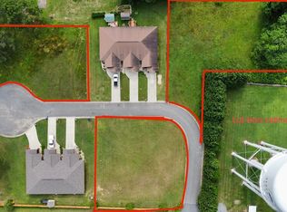 Sutton Place Cir, Albertville, AL 35950