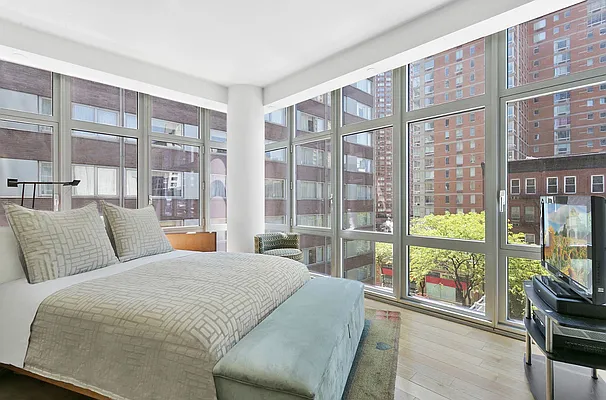 Sold by Keller Williams NYC | media 15
