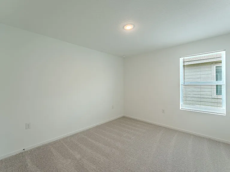 10839 Bernal Cv — Photo 12