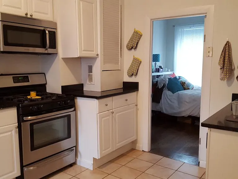 164 Endicott St #4 — Photo 1