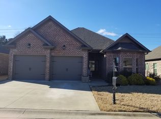 118 Willow Dr, Tuscumbia, AL 35674