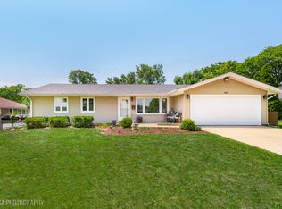 106 Grand Central Ln, Schaumburg, IL