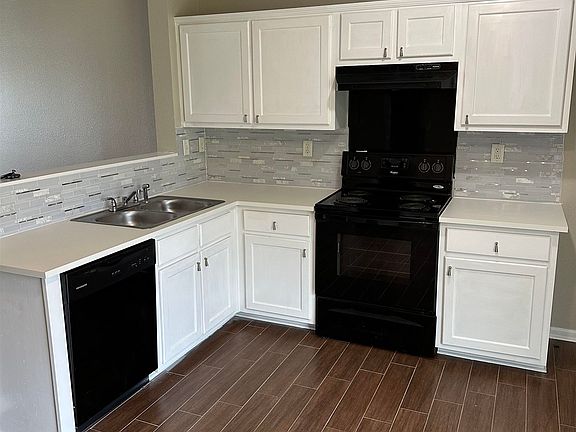 5th image of 4658 Sweet Whisper Ln