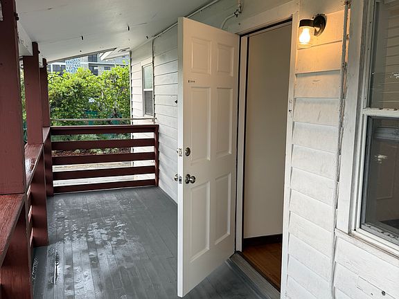 2nd image of 1819 Atlantic Blvd