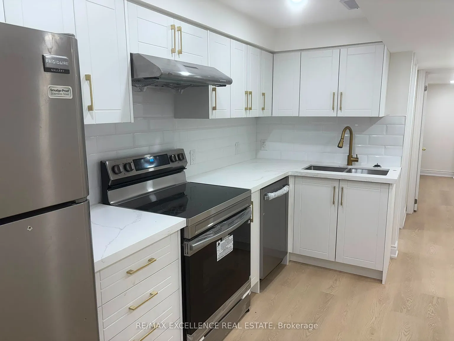 2 bed, $1,749 — Photo 4