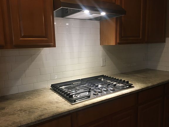 4th image of 9602 Peachtree Ln