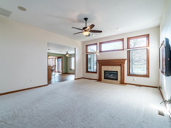 4th image of 1814 Moorings Way