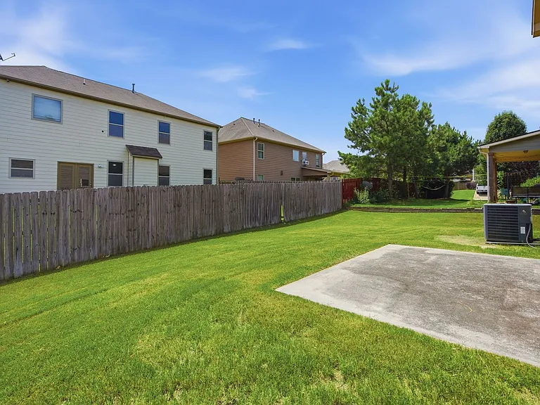 5060 Rialto Way — Photo 23