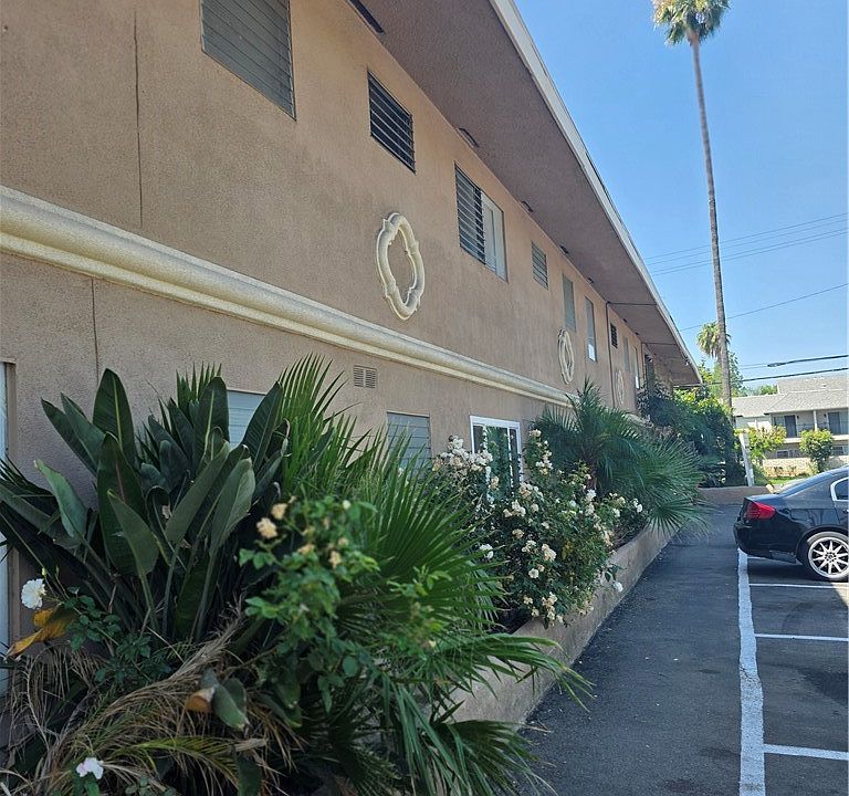 1st image of 7490 Magnolia Ave APT P