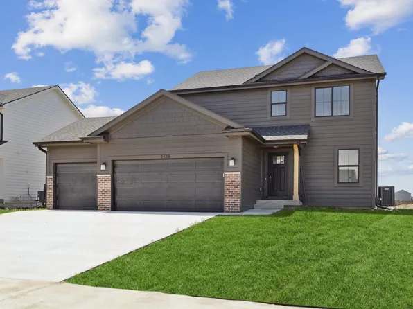 2520 NW Linwood Ct, Ankeny, IA 50023