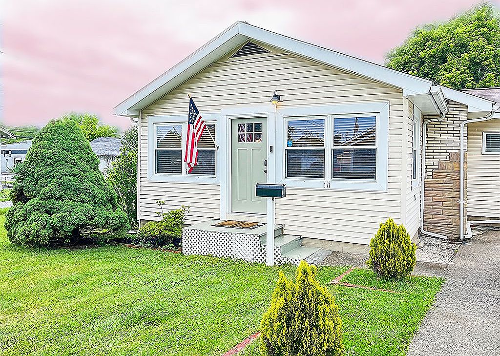 111 Lively St, Oak Hill, WV 25901 Zillow