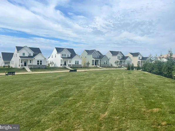 2816 Armoury Ln, Middletown, DE 19709