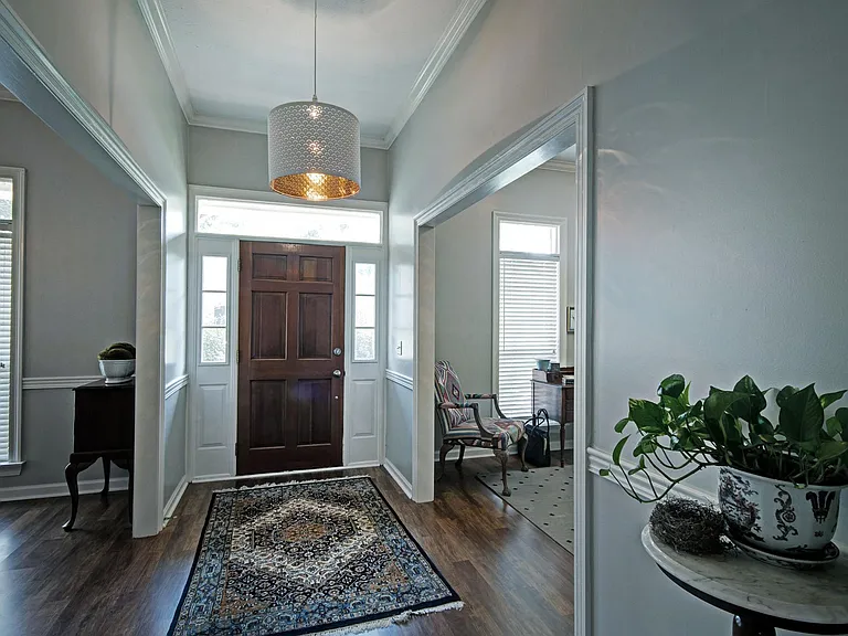 115 Windsor Hills Dr — Photo 4