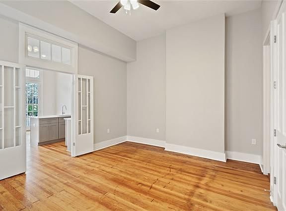 4th image of 2617 Carondelet St