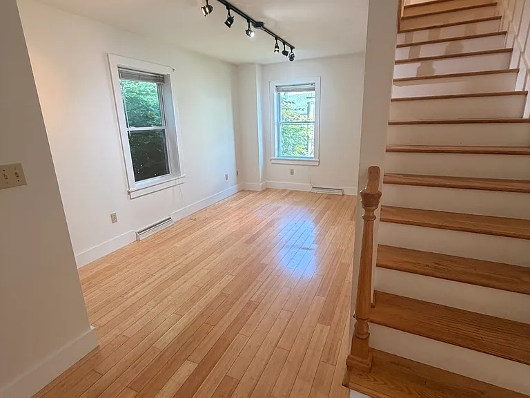 6 Green Ct — Photo 6