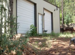 21 N Pine Rd, Glorieta, NM 87535