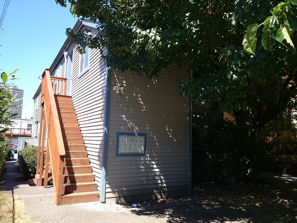 Building Photo 3