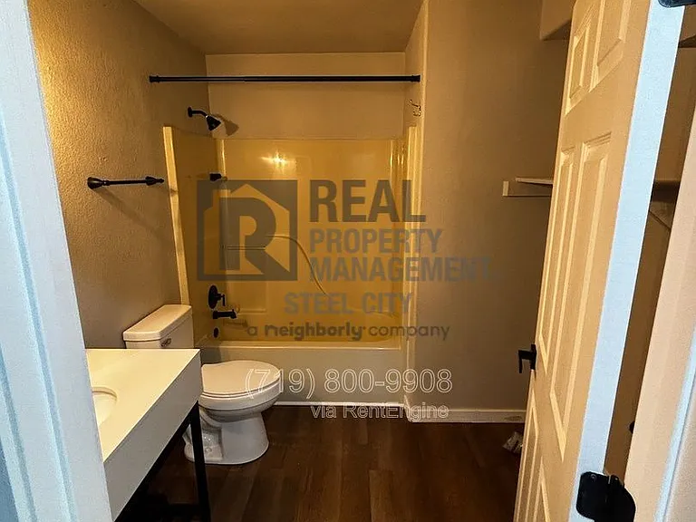 326 W Golden Eagle Way — Photo 5